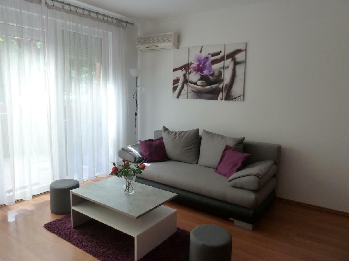 Rose Apartman Debrecen Exterior photo